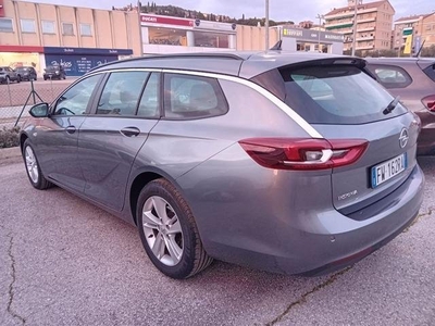 OPEL INSIGNIA 2.0 CDTI S&S Sports Tourer Business