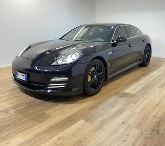 PORSCHE Panamera 4.8 4S