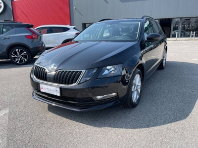 Skoda Octavia Station Wagon Wagon 2.0 tdi Executive 150cv dsg usato