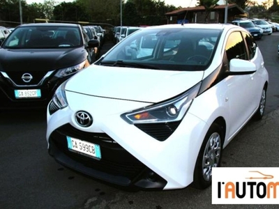 Toyota Aygo 1.0 VVT-i 72 CV 5 porte x-cool MMT usato