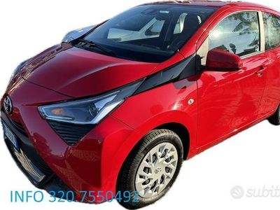 TOYOTA Aygo Connect 1.0 VVT-i 72CV 5 porte x-bus