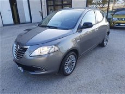 Lancia Ypsilon 1.2 69 CV 5 porte S&S Gold del 2012 usata a Macerata