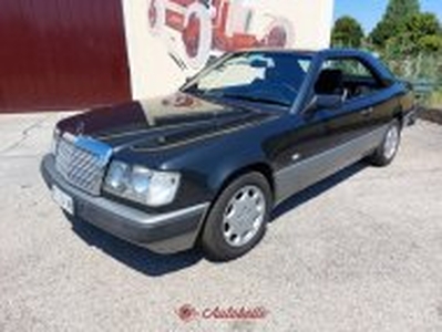 Mercedes 300 CE del 1988
