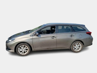 Toyota Auris Ibrida Usata