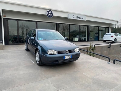 VOLKSWAGEN Golf 4ª serie