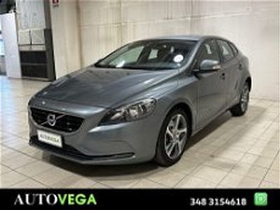 Volvo V40 D2 Geartronic Momentum del 2016 usata a Vicenza