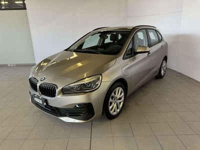 BMW 225 Active Tourer xe xDrive 165 kW