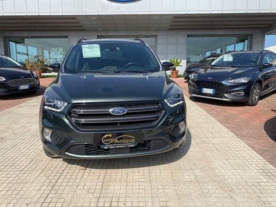 Ford Kuga 2.0 TDCI 150 CV S&S 4WD Powershift ST-Line usato