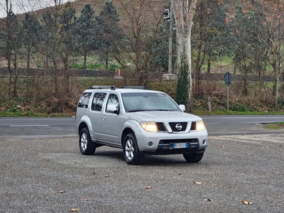 Nissan Pathfinder dCi LE usato