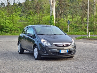 Opel Corsa 1.2 85CV 3 porte GPL-TECH Ecotec usato
