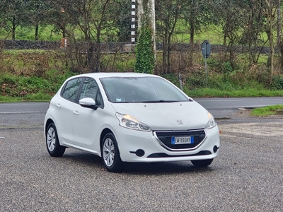 Peugeot 208 82 5 porte Allure usato