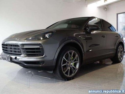 Porsche Cayenne Coupe 3.0 e-hybrid Tiptronic