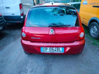 Renault Clio Storia 1.2 5 porte GPL Confort usato
