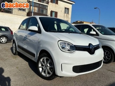 Renault Twingo 1.0 sce..