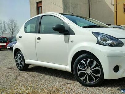 Toyota Aygo 1.0 12V VVT-i 5 porte Active Connect Sant'agata sul Santerno