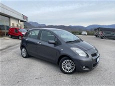 Toyota Yaris 1.3 5 porte Sol del 2010 usata a Maniago