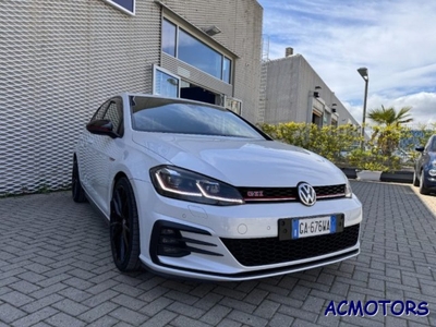 VOLKSWAGEN Golf 7ª serie