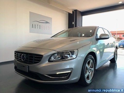 Volvo V60 D2 Dynamic Edition Santa Maria di Sala