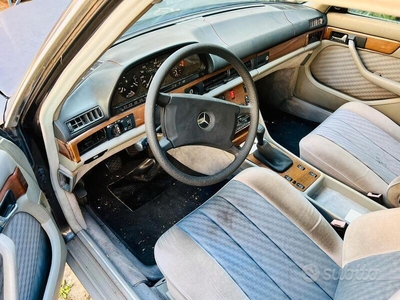 Usato 1986 Mercedes 300 3.0 Benzin 188 CV (2.800 €)
