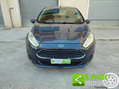 2013 FORD Fiesta