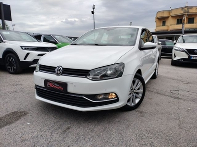 2017 VOLKSWAGEN Polo