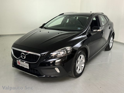 2017 VOLVO V40 Cross Country