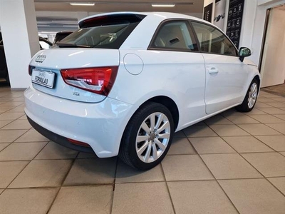 AUDI A1 1.4 TDI ultra S tronic Metal plus