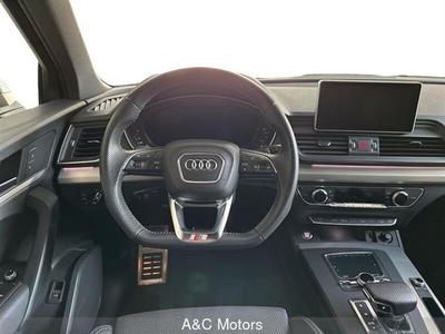 AUDI Q5 40 TDI quattro S tronic S line plus