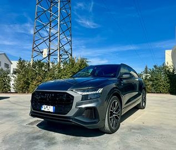 Audi Q8 FULL OPTIONAL