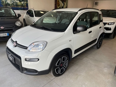 Fiat Panda 1.0 FireFly S&S Hybrid City Cross usato