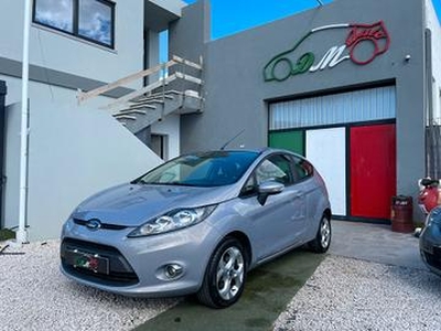 Ford Fiesta 1.4 TDCi 70CV ok neopatentato