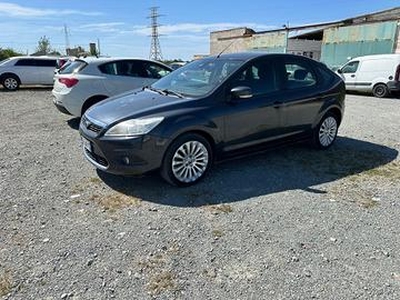 Ford Focus 1.6 Diesel- Gancio Traino- Neopatentati