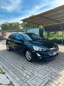 Ford focus business 1.0 ecoboost 101cv