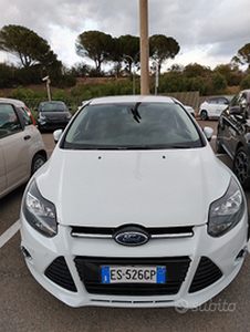 Ford focus powershift titanium