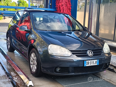 Golf 1.6 Benzina/Gpl