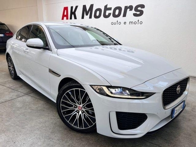 JAGUAR XE 2.0 D 180 CV aut. R-Dynamic S