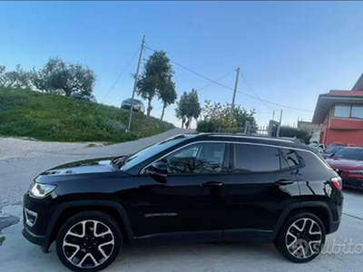 Jeep compass limited edition total black