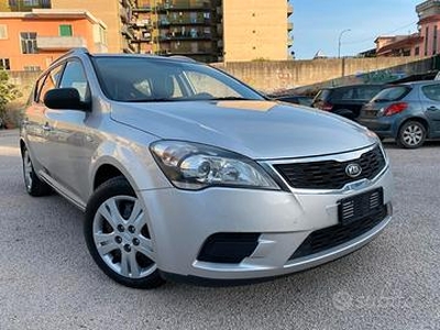 Kia Ceed 1.6 diesel 90cv full opt 2011