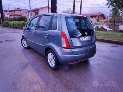 LANCIA Musa 13mjtd 2011