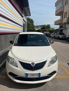 Lancia y - 2017 unipro