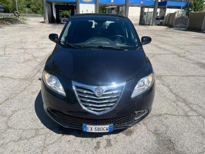 Lancia Ypsilon 0.9 TwinAir 85 CV 5 porte S&S DFN Gold usato