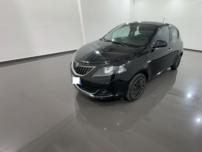 Lancia Ypsilon 1.0 FireFly 5 porte S&S Hybrid Ecochic Gold usato