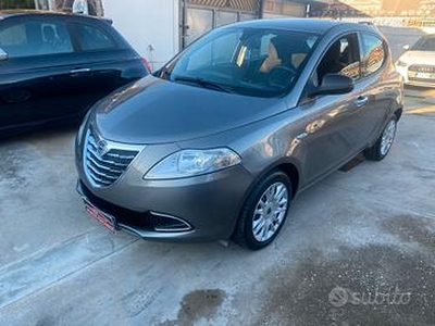 Lancia Ypsilon 1.3 MJT 16V 95 CV 5 porte S&S Silve