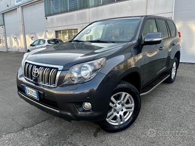 Land Cruiser kdj150 3.0d4d 2010 358.000km 7p perfe