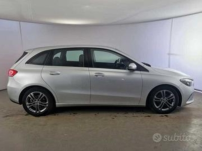 MERCEDES-BENZ B 180 d Automatic Business Extra 5 P