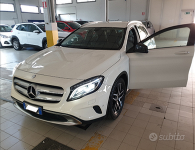 Mercedes-Benz GLA 200 CDI X156