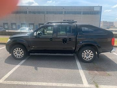 Nissan Navara LE 3.0 231 cv