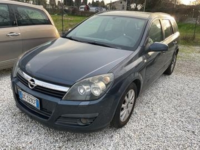 Opel Astra 1.6 T 16V Station Wagon Cosmo