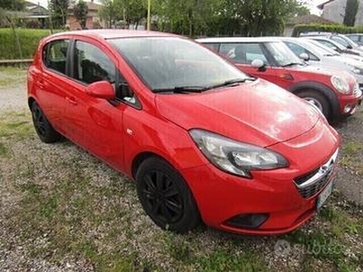 Opel Corsa 1.2 5 porte anche neopatentati