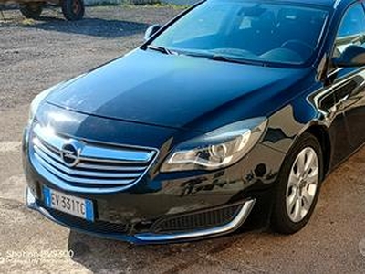 OPEL Insignia - 2014